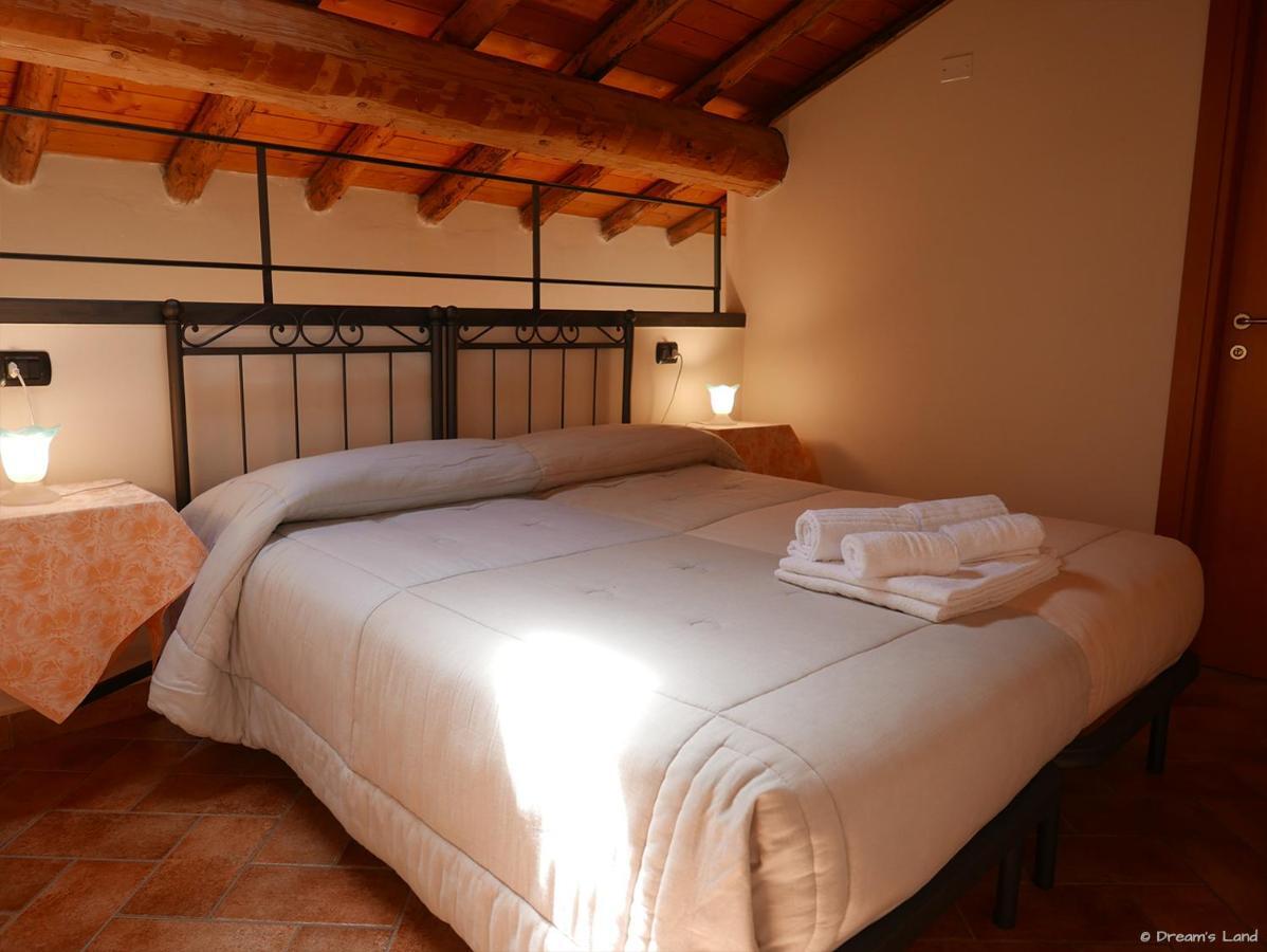 Agriturismo La Staffa Valeggio sul Mincio Kültér fotó